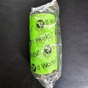 It Works! body sculpting wraps New